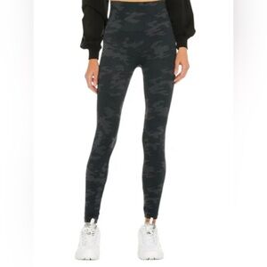 SPANX Women’s Camo Seamless Leggings | Size Small